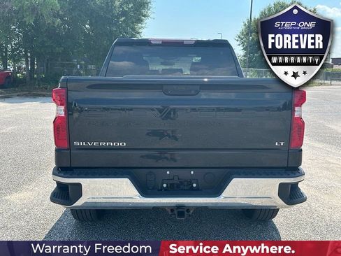 Used 2023 Chevrolet Silverado 1500 LT AWD/4WD image 6