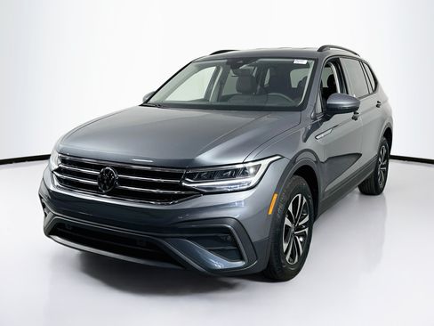 Used 2024 Volkswagen Tiguan S FWD image 1