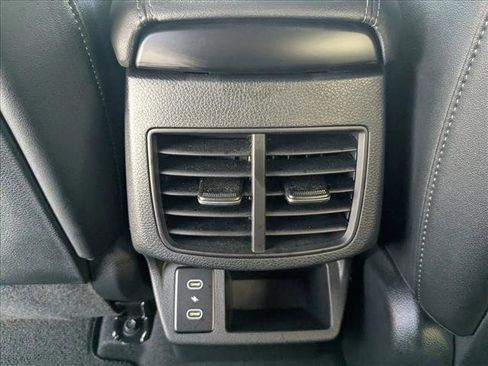 Used 2024 Kia Seltos X-Line image 17