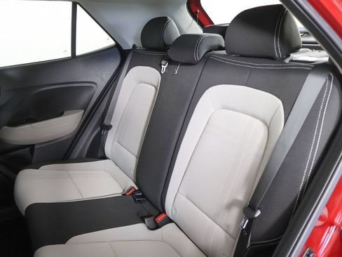 Certified 2024 Hyundai Venue SEL FWD image 27