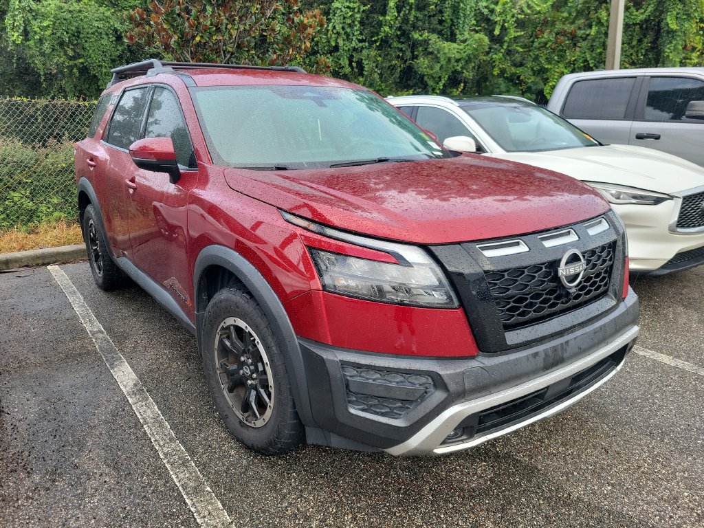 Used 2024 Nissan Pathfinder Rock Creek AWD/4WD image 2
