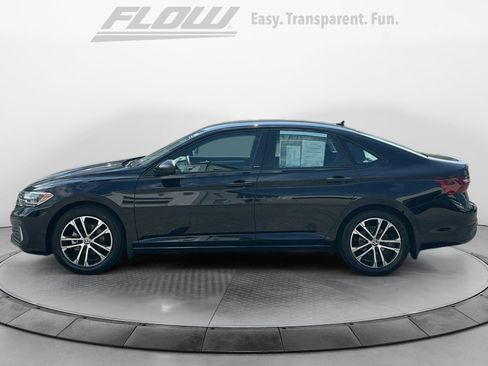 Certified 2024 Volkswagen Jetta Sport FWD image 5
