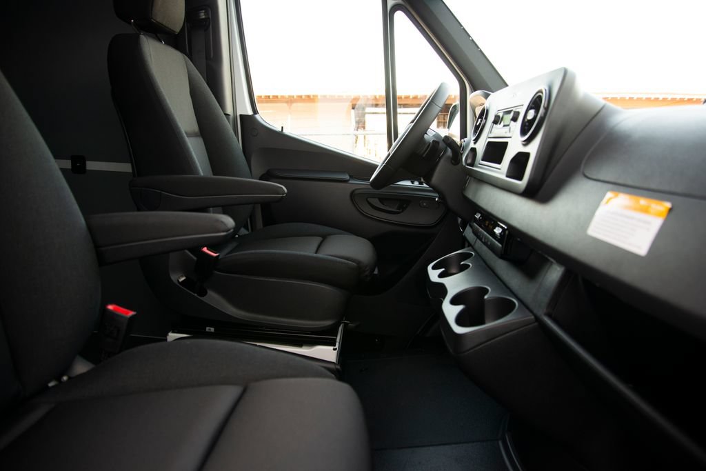 New 2026 Mercedes-Benz Sprinter 2500 image 14