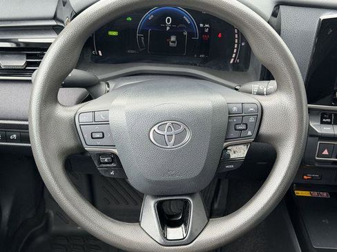 Certified 2025 Toyota Camry LE FWD image 11