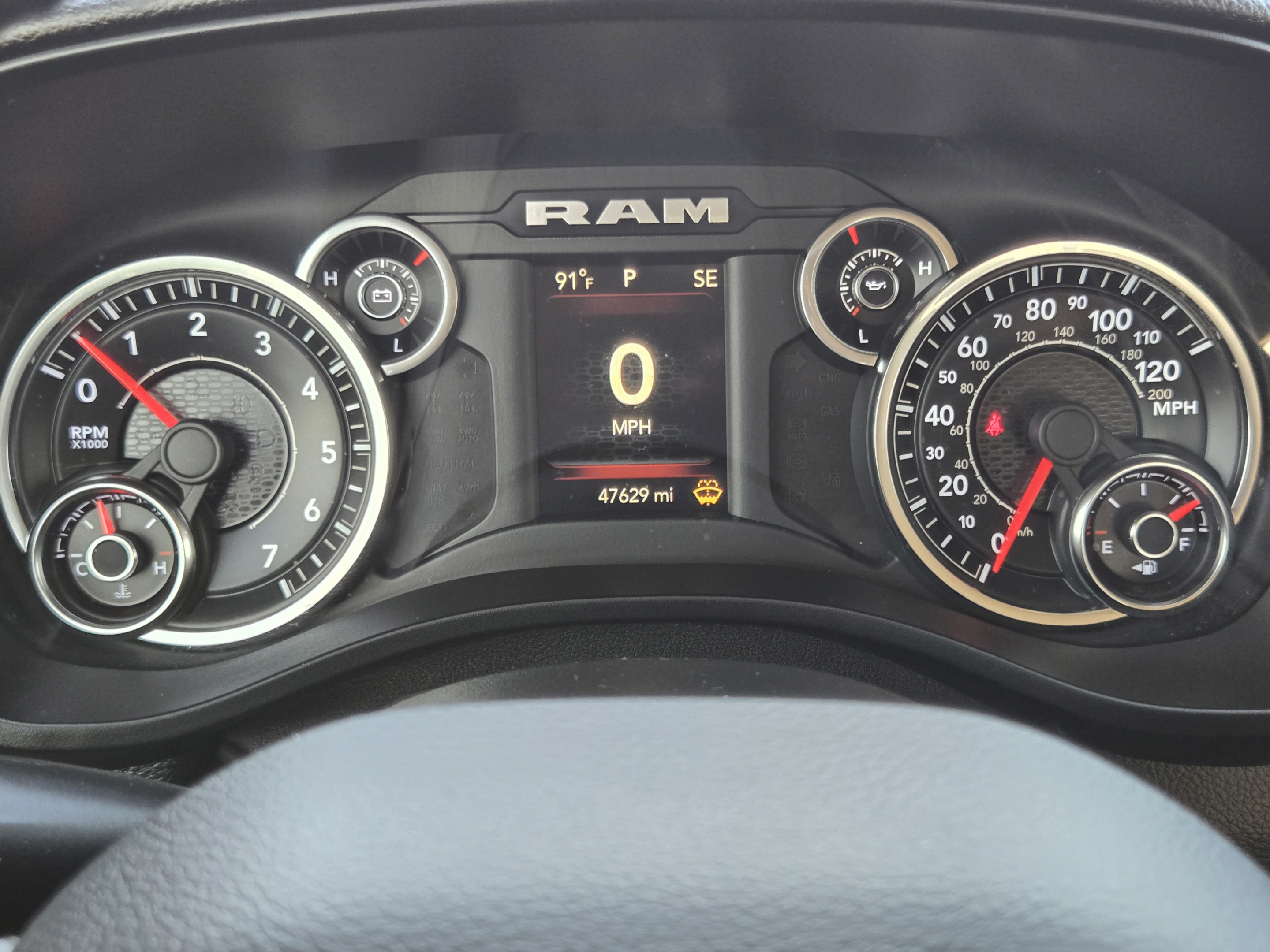 Used 2020 RAM 1500 Lone Star RWD image 12