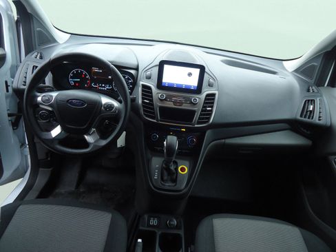 Used 2020 Ford Transit Connect XL image 10