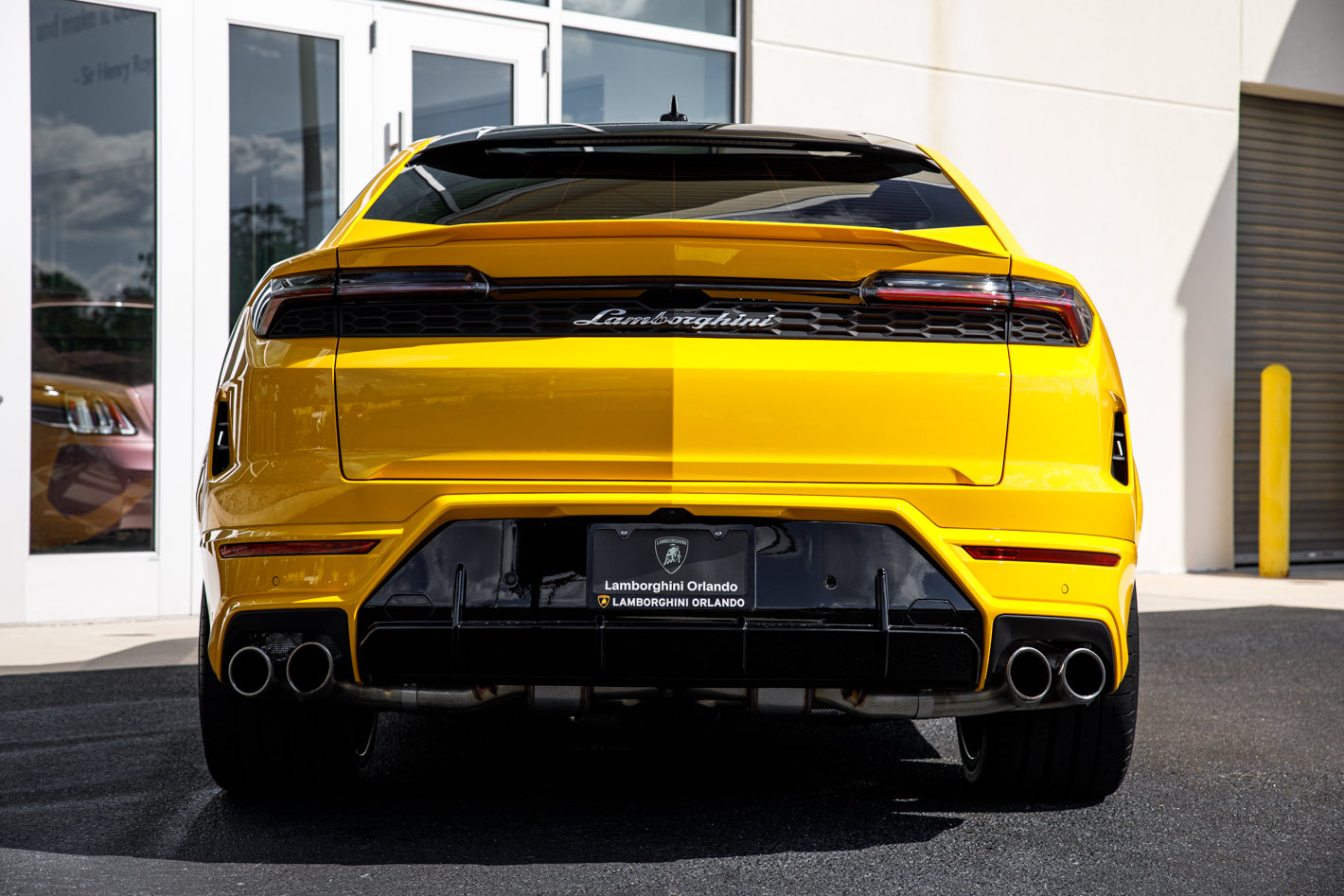 Used 2025 Lamborghini Urus S AWD/4WD image 15