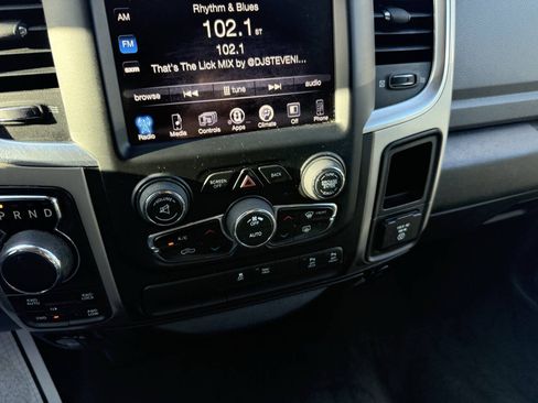 Used 2017 RAM 1500 Big Horn AWD/4WD image 27