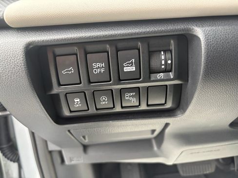 Used 2022 Subaru Forester Limited AWD/4WD image 15