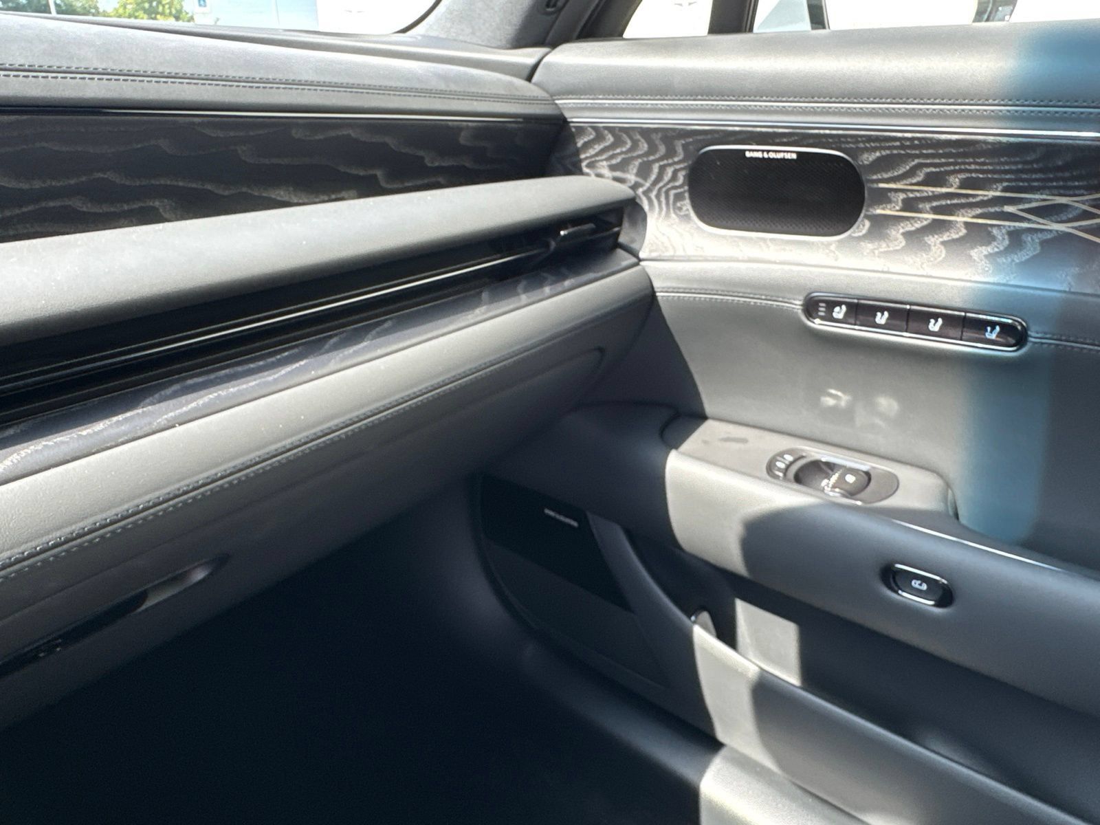 New 2026 Genesis G90 3.5T Prestige AWD/4WD image 29