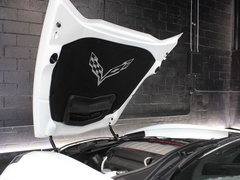 Used 2019 Chevrolet Corvette Stingray Coupe image 22