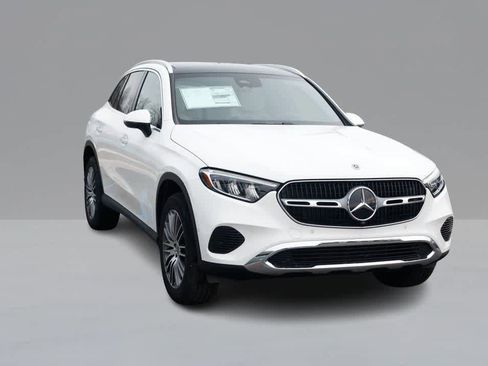 Used 2026 Mercedes-Benz GLC 300 4MATIC image 1