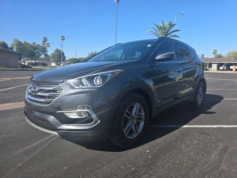 Used 2018 Hyundai Santa Fe Sport FWD image 5