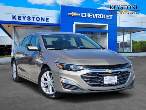 Used 2022 Chevrolet Malibu LT image 1