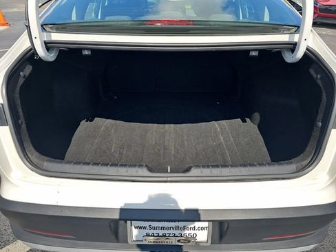 Used 2025 Kia K4 FWD image 12