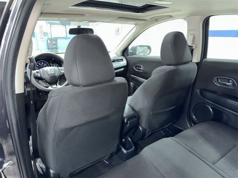 Used 2017 Honda HR-V EX image 26
