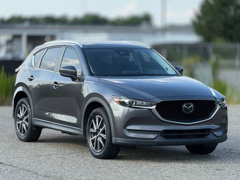 Used 2018 MAZDA CX-5 Touring w/ Preferred Equipment Package FWD image 1