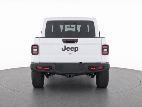 Used 2021 Jeep Gladiator Rubicon AWD/4WD image 3