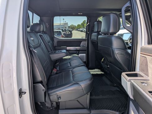 Used 2023 Ford F150 Platinum w/ FX4 Off-Road Package AWD/4WD image 34