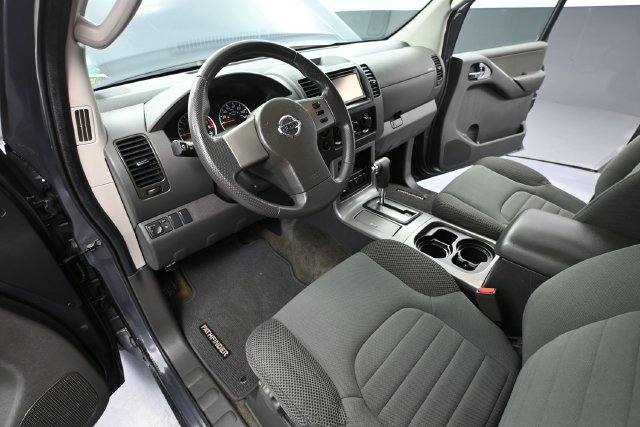 Used 2011 Nissan Pathfinder S w/ Protection Pkg AWD/4WD image 15