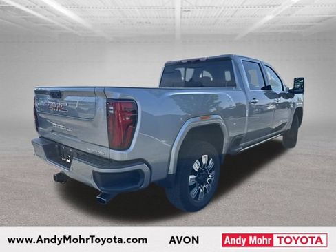 Used 2024 GMC Sierra 2500 Denali w/ Denali Reserve Package AWD/4WD image 8