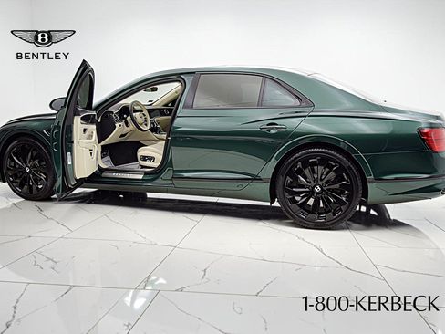 Certified 2022 Bentley Flying Spur V8 AWD/4WD image 6
