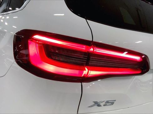 Used 2023 BMW X5 xDrive40i w/ Parking Assistance Package image 53