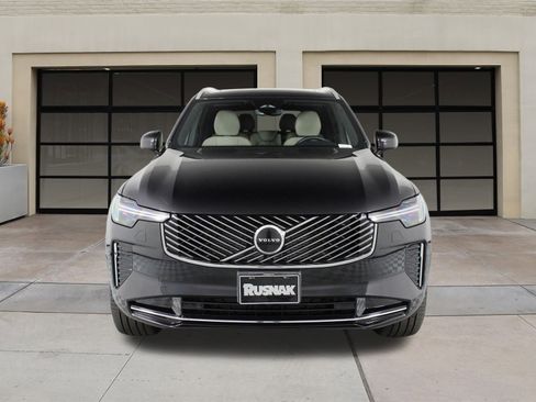 Certified 2025 Volvo XC90 B5 Core w/ Protection Package Premier image 6