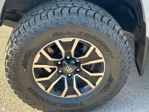 Used 2021 Toyota Tacoma TRD Sport RWD image 6