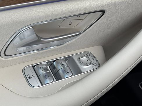 New 2026 Mercedes-Benz GLE 53 AMG Base image 16