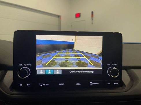 Used 2023 Honda Accord LX image 17
