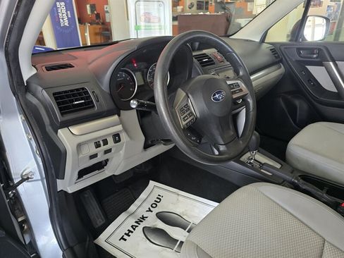 Used 2015 Subaru Forester 2.5i w/ Alloy Wheel Package AWD/4WD image 9