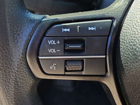 Used 2025 Honda Accord SE image 29