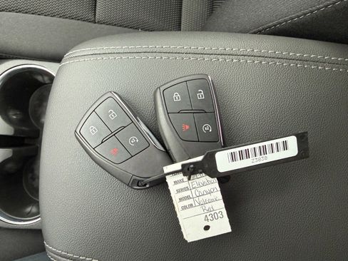 New 2026 GMC Canyon Elevation w/ LPO, Sports Bar Package image 36