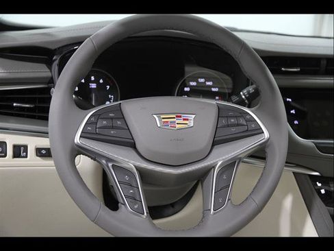 New 2026 Cadillac XT5 Premium Luxury w/ Driver Assist Package image 7