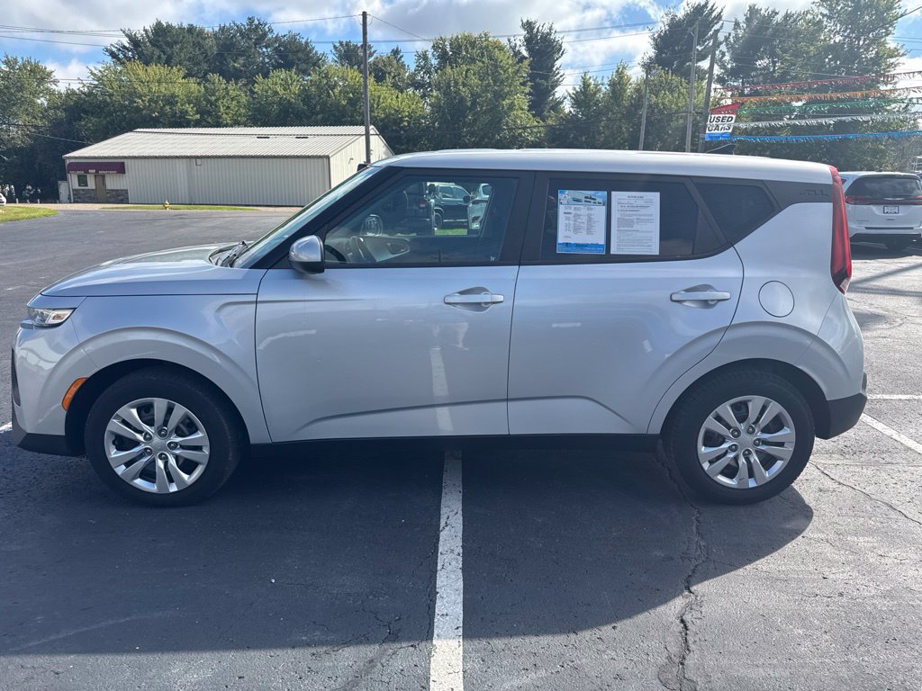 Used 2020 Kia Soul LX FWD image 5