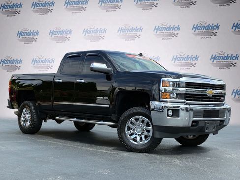 Used 2015 Chevrolet Silverado 2500 LTZ AWD/4WD image 2