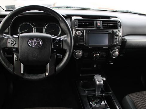 Used 2019 Toyota 4Runner TRD Off-Road image 11