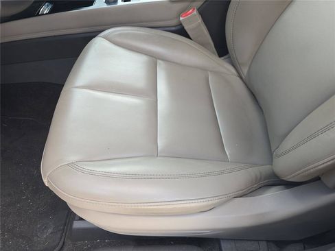 Certified 2022 Lincoln Corsair FWD image 13