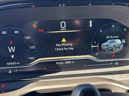 Used 2024 GMC Yukon XL Denali Ultimate image 9