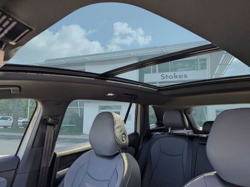 New 2026 Volkswagen Tiguan SE R-Line AWD/4WD image 22