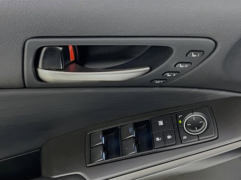 Used 2023 Lexus IS 350 F Sport image 17