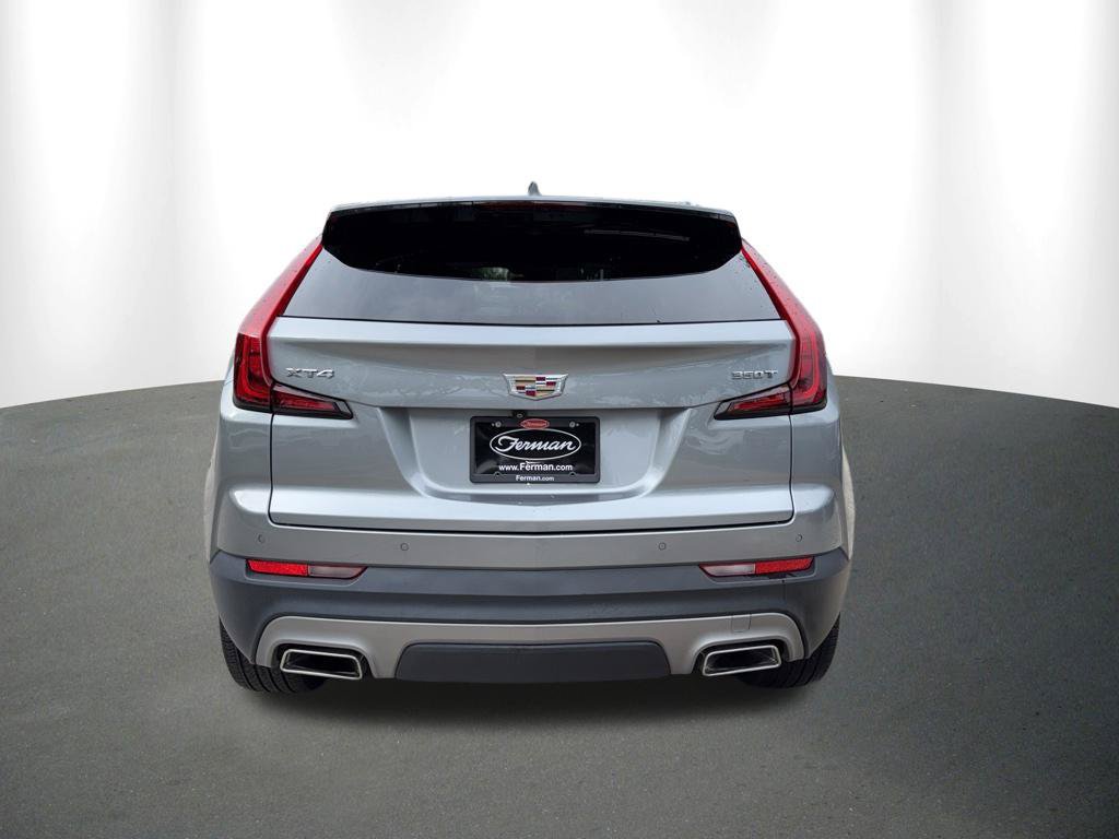 Used 2023 Cadillac XT4 Premium Luxury w/ Cold Weather Package FWD image 14