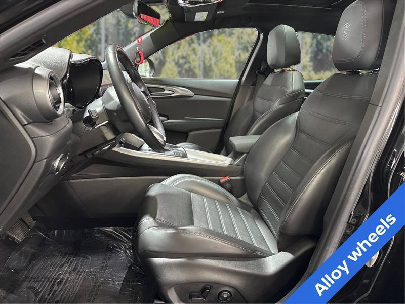 Used 2024 Alfa Romeo Tonale Ti AWD/4WD image 9