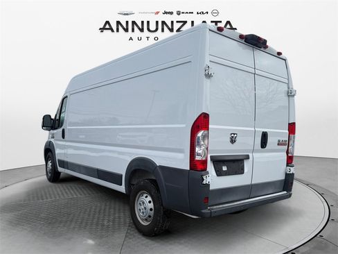 Used 2017 RAM ProMaster 2500 w/ Interior Convenience Group image 3