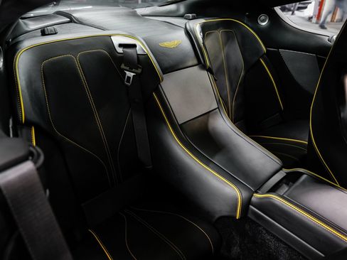 Used 2014 Aston Martin DB9 Coupe RWD image 24