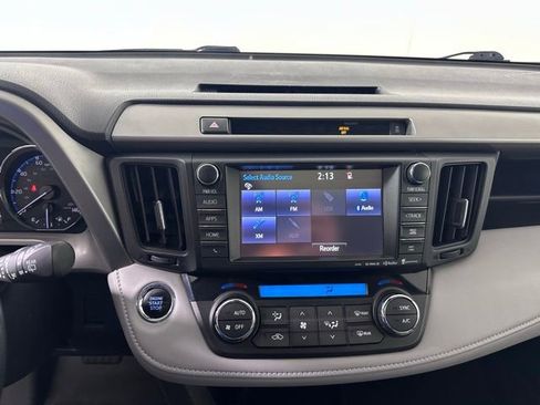 Used 2016 Toyota RAV4 Limited AWD/4WD image 27