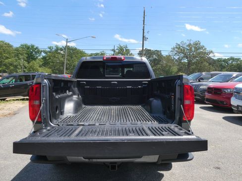 Used 2019 Chevrolet Colorado LT w/ LT Convenience Package AWD/4WD image 7