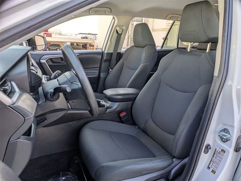Used 2024 Toyota RAV4 LE image 23
