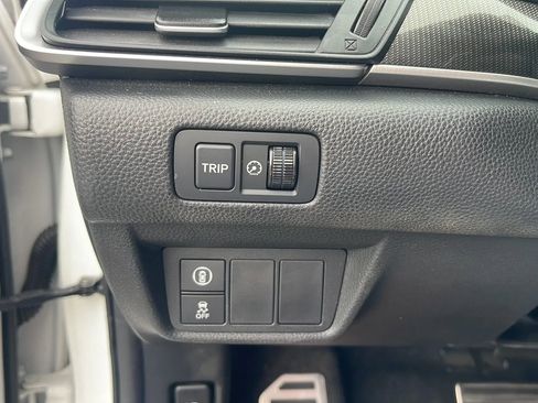 Used 2022 Honda Accord Sport image 9